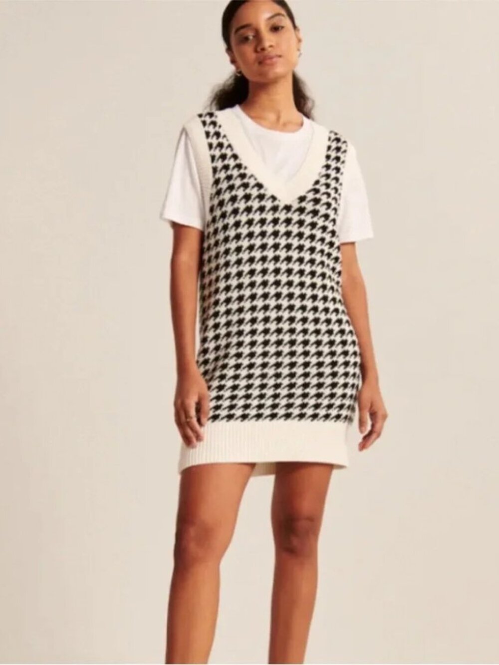 Abercrombie & Fitch Houndstooth V-Neck Sweater Dress Black White Size Large NWT